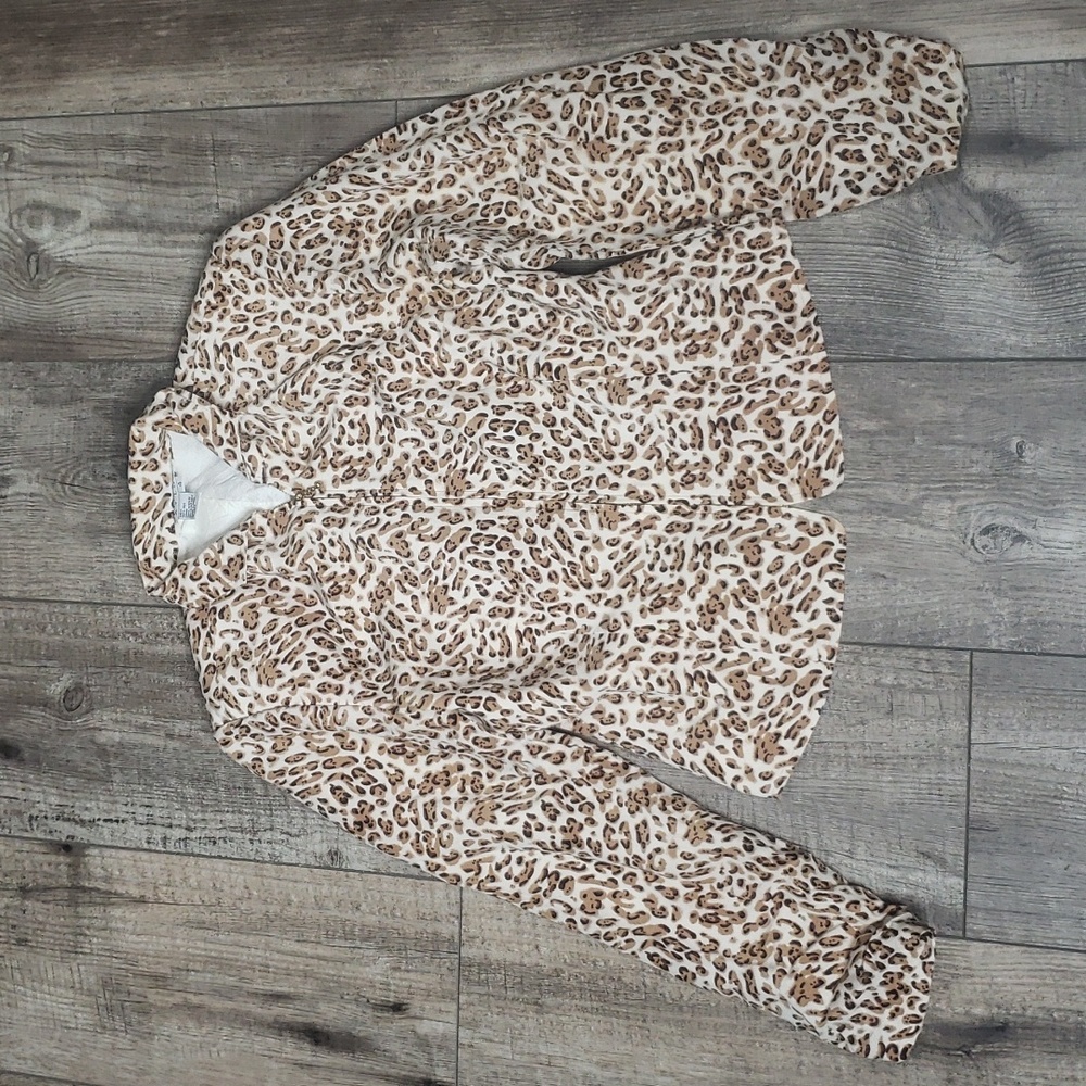 Allison Taylor Vintage 100%silk Cheetah Printed sweater